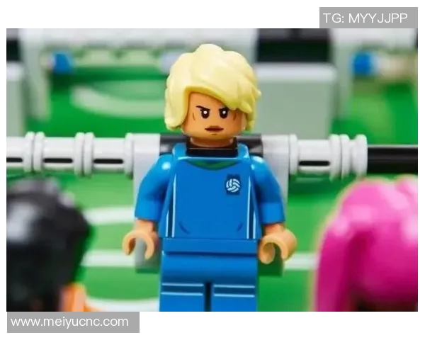 足球明星小人是谁的图片揭秘及其背后的故事分析